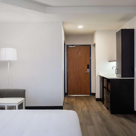 Spark By Hilton กวัลฟ์ ภายนอก รูปภาพ