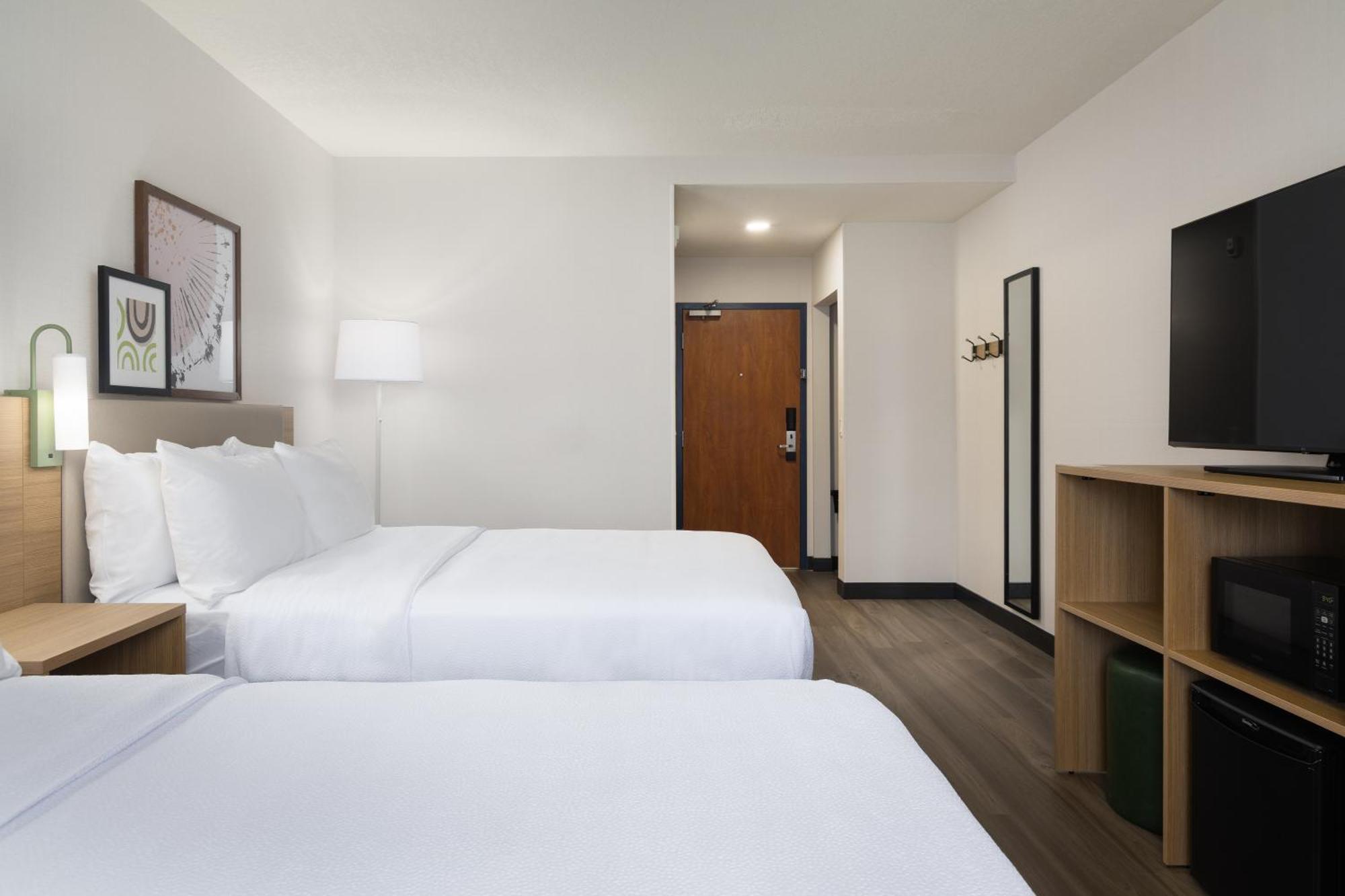 Spark By Hilton กวัลฟ์ ภายนอก รูปภาพ