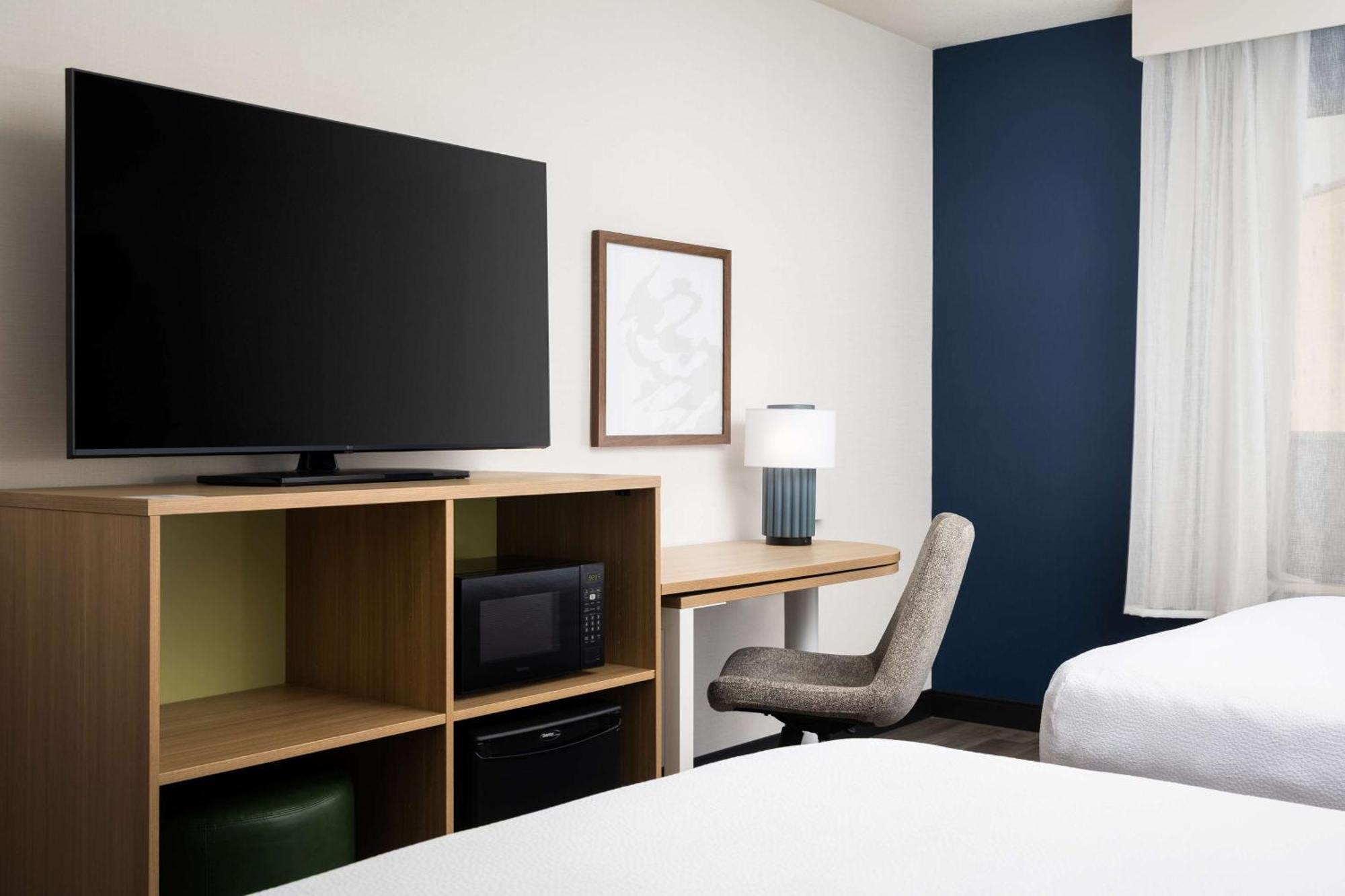 Spark By Hilton กวัลฟ์ ภายนอก รูปภาพ